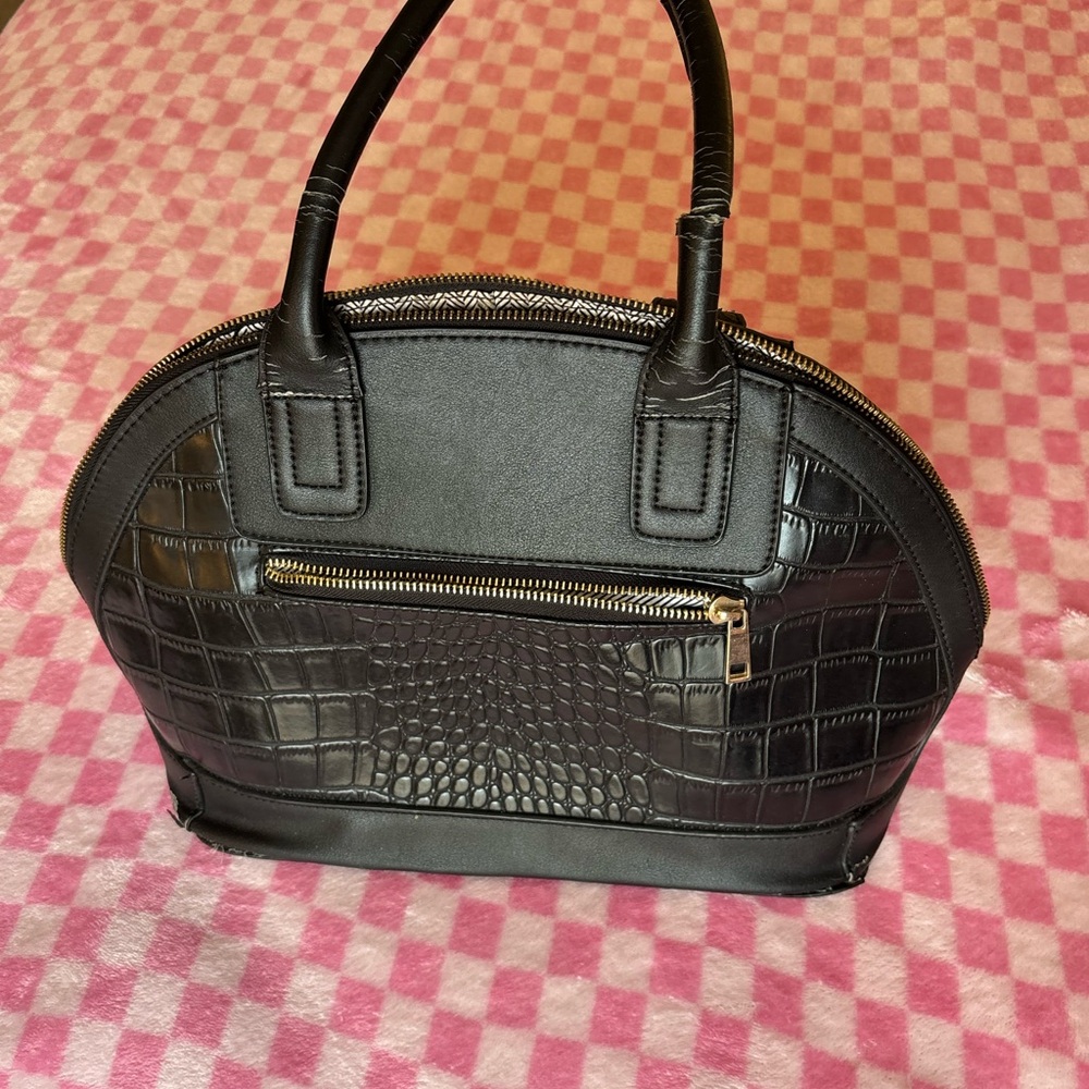 Elegant Black Crocodile-Embossed Handbag